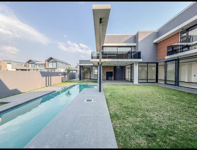 5 BEDROOM HOUSE FOR SALE IN MIDSTREAM HEIGHTS